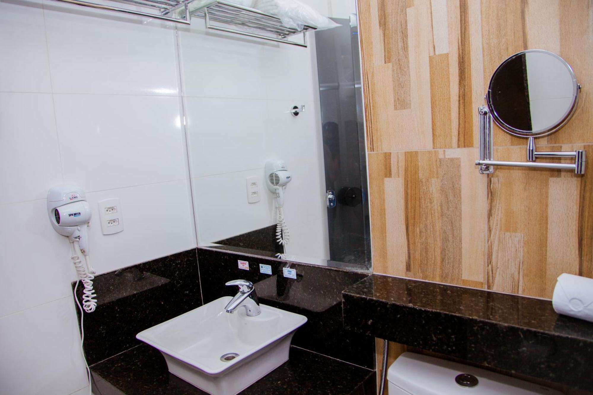 Grande Hotel Ipatinga Buitenkant foto